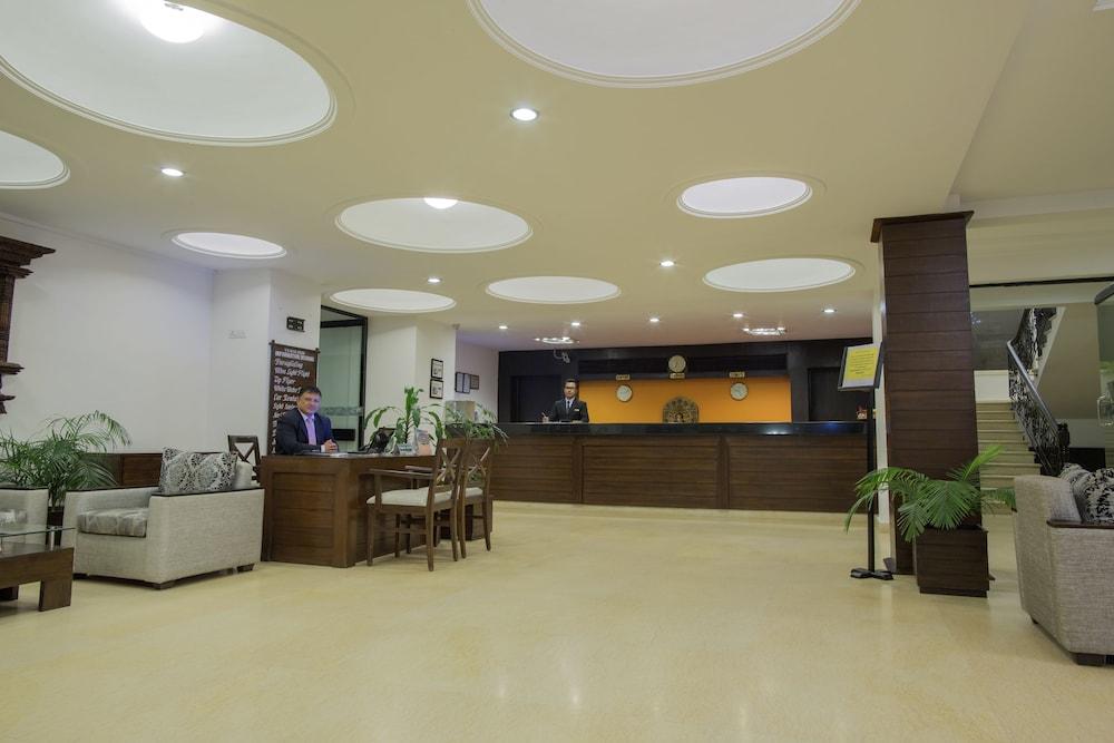 Waterfront Resort By Kgh Group Покхара Екстер'єр фото